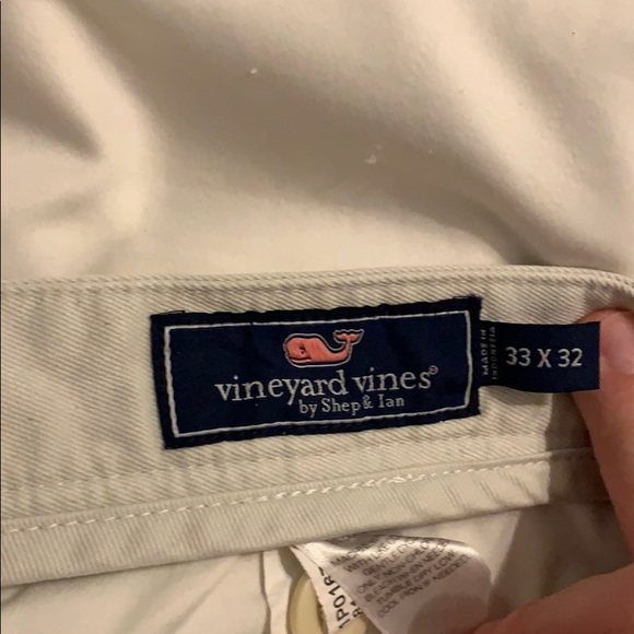 Vineyard Vines khaki pants - Picture 1 of 2